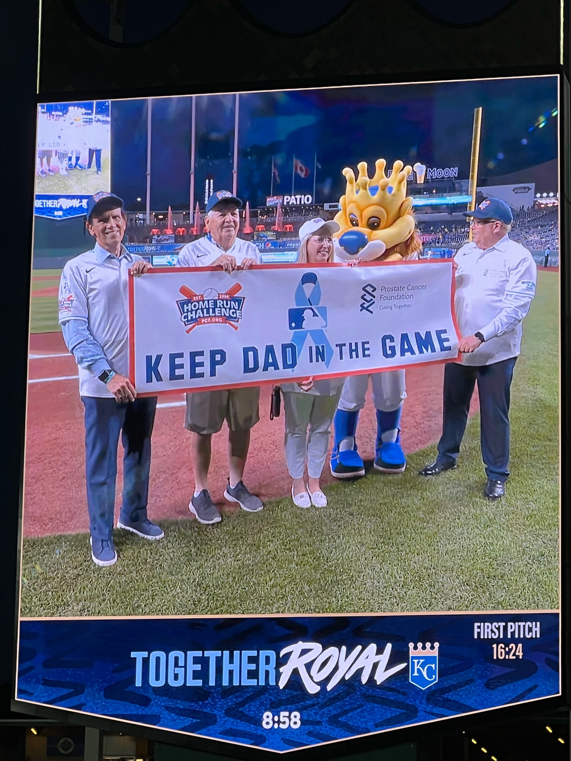 MLB commemorates Father's Day in partnership with Prostate Cancer  Foundation – Latino Sports